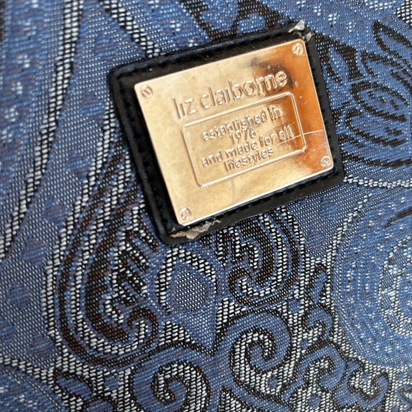 Liz Claiborne Blue Patterned Handbag preloved - Picture 8 of 8